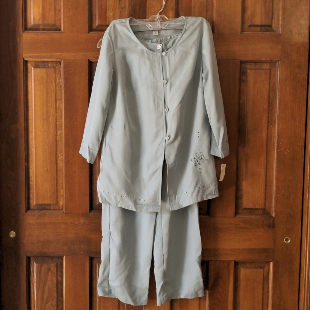 Amy's Closet Beige/Blue Embroidered Blazer and Pants Set NWT